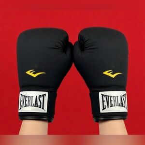 Everlast Black Neoprene Heavy Bag Boxing Gloves Unisex One Size